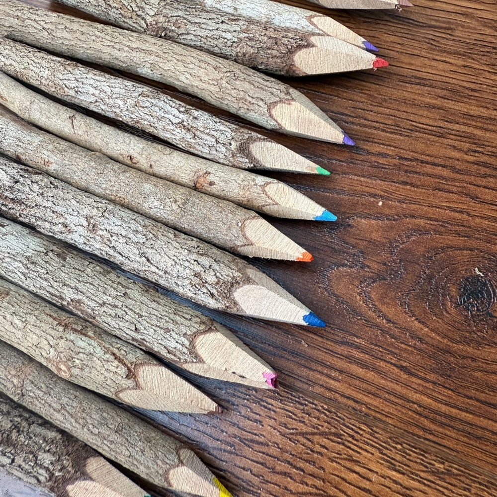 Natural Wood Colored Pencils Set